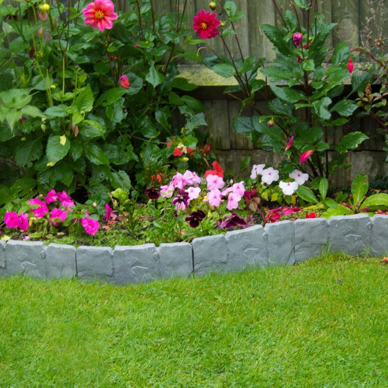 Imitation Stone Garden Fence - DIY Garden Edging Border