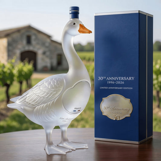 30th Anniversary Limited-Time Offer-🪿Glass Craft Anniversary 3D Sculpted Vodka Bottle
