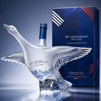 30th Anniversary Limited-Time Offer-🪿Glass Craft Anniversary 3D Sculpted Vodka Bottle