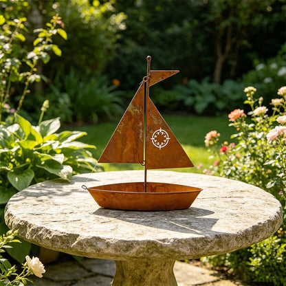 ⏰ NOW! 🌱  Rustic Sailboat Metal Planter - Handcrafted, weather-resistant & perfect for succulents, herbs or flowers – charming garden or shelf decor 🏡