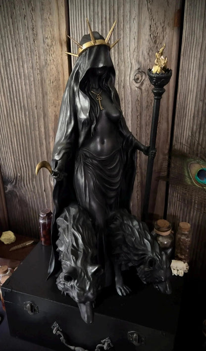 🌙🖤Hecate Niktipolos Resin Statue – Gothic Goddess Figurine for Altar, Bookshelf & Mythology Decor